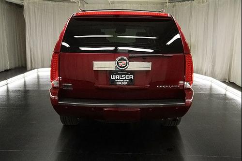 Cadillac Escalade 2011 photo 2