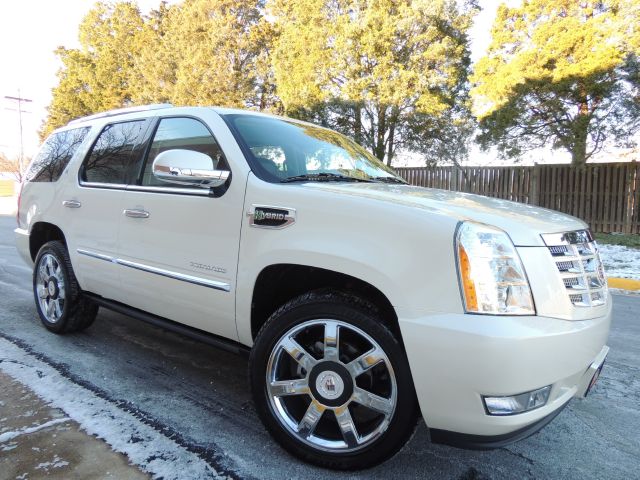 Cadillac Escalade 2011 photo 2