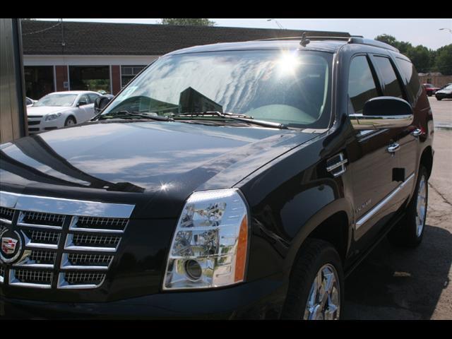 Cadillac Escalade 2011 photo 2