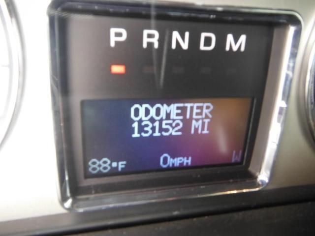 Cadillac Escalade 2011 photo 2