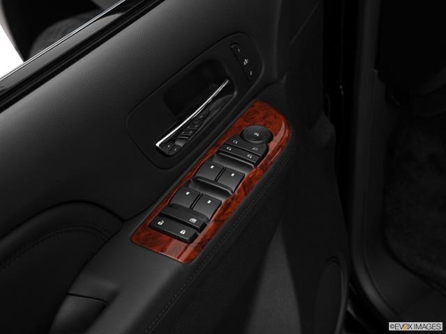 Cadillac Escalade 2012 photo 2