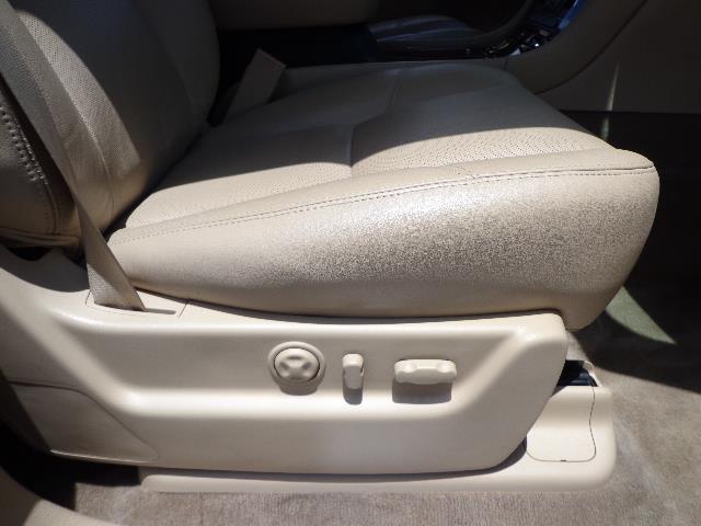 Cadillac Escalade 4WD 4dr SUV Luxury SUV