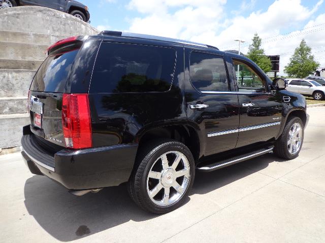 Cadillac Escalade 2012 photo 26