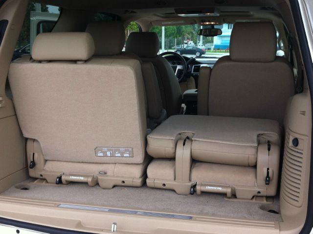 Cadillac Escalade SE W/rse SUV