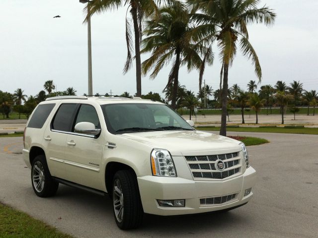 Cadillac Escalade 2013 photo 14