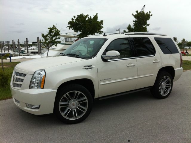 Cadillac Escalade 2013 photo 18