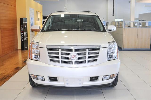 Cadillac Escalade 2013 photo 3