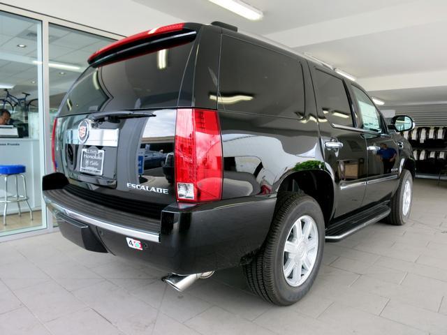 Cadillac Escalade Unknown SUV