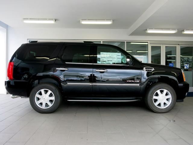 Cadillac Escalade 2013 photo 1