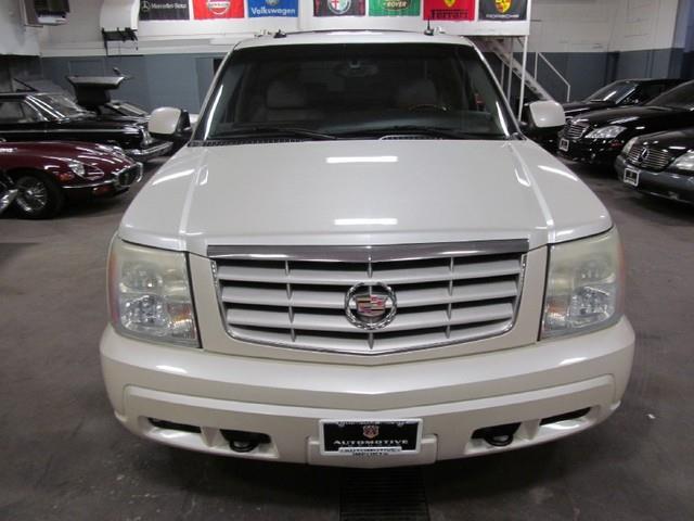 Cadillac Escalade ESV 2003 photo 1