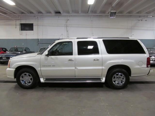 Cadillac Escalade ESV 2003 photo 2