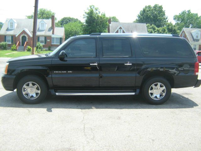 Cadillac Escalade ESV 2003 photo 2