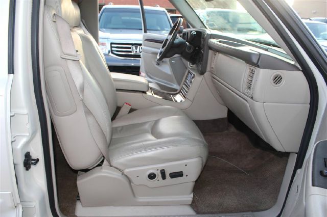 Cadillac Escalade ESV 2003 photo 10