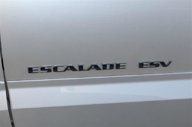 Cadillac Escalade ESV 2003 photo 38