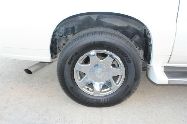 Cadillac Escalade ESV 2003 photo 6