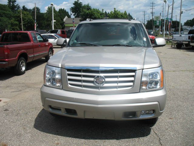Cadillac Escalade ESV 2004 photo 1