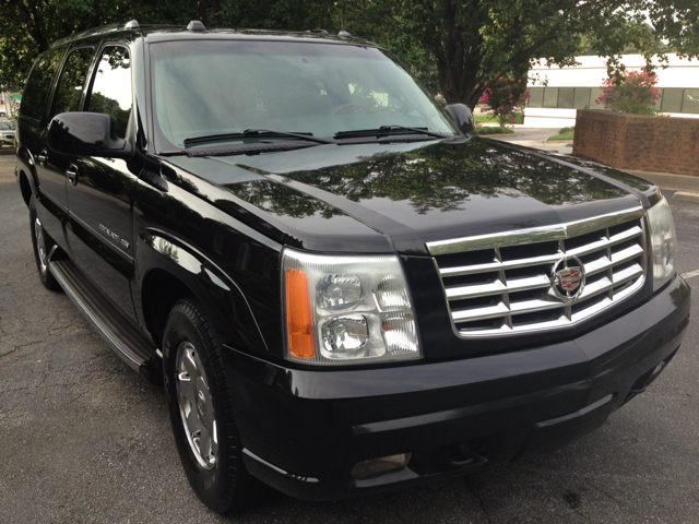 Cadillac Escalade ESV 2004 photo 1