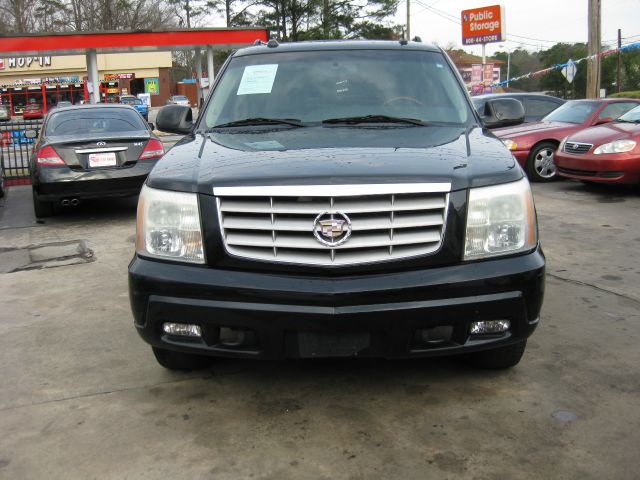 Cadillac Escalade ESV 2004 photo 3