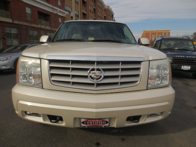 Cadillac Escalade ESV 2004 photo 4