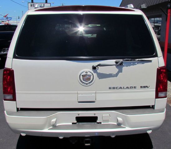 Cadillac Escalade ESV SR5 Sport Utility 4D SUV