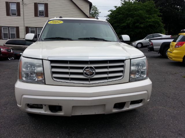Cadillac Escalade ESV 2004 photo 15