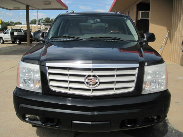 Cadillac Escalade ESV 2004 photo 4