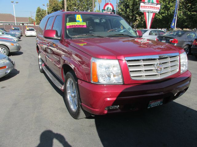 Cadillac Escalade ESV 2004 photo 0