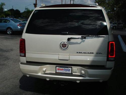 Cadillac Escalade ESV 2005 photo 1