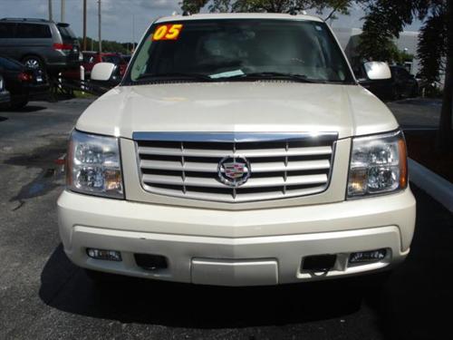 Cadillac Escalade ESV 2005 photo 3