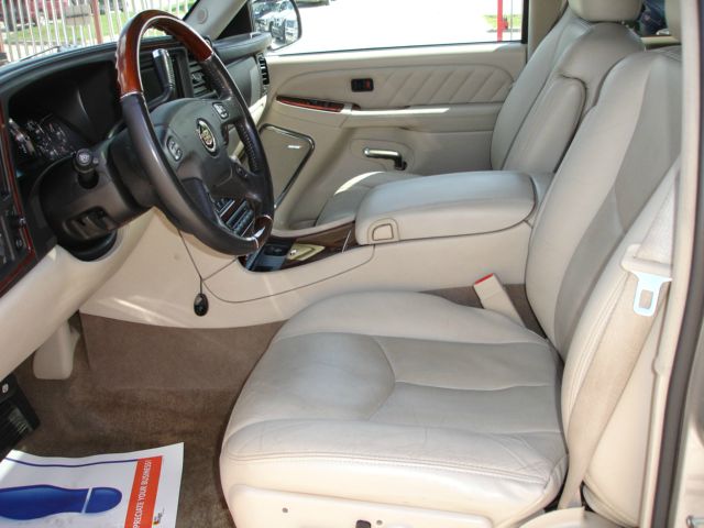 Cadillac Escalade ESV 2005 photo 1