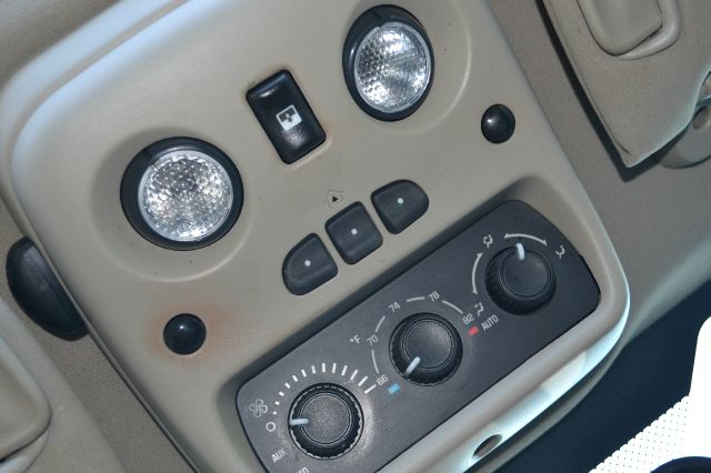 Cadillac Escalade ESV 2005 photo 15