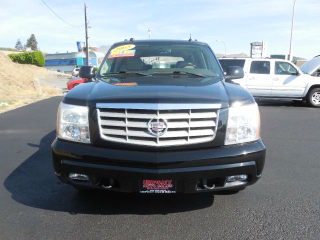 Cadillac Escalade ESV SR5 Sport Utility 4D SUV