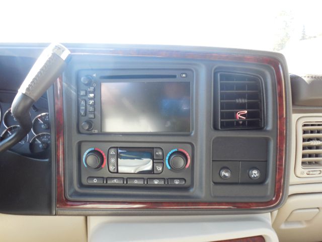 Cadillac Escalade ESV 2005 photo 3