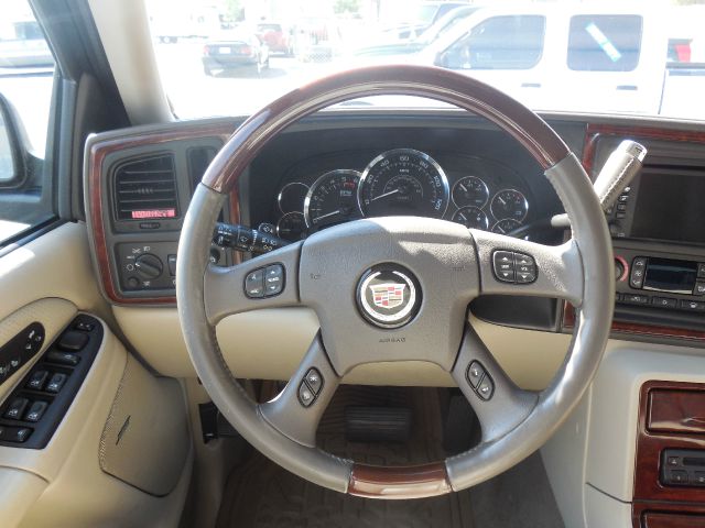 Cadillac Escalade ESV 2005 photo 4