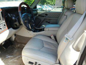 Cadillac Escalade ESV 323ci SUV