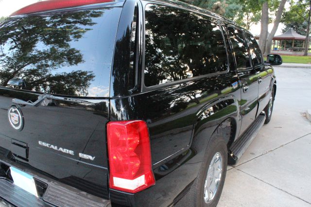 Cadillac Escalade ESV SR5 Sport Utility 4D SUV