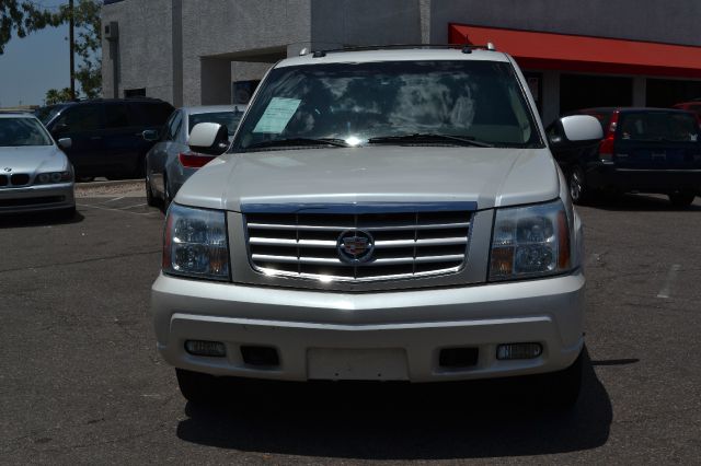 Cadillac Escalade ESV SR5 Sport Utility 4D SUV