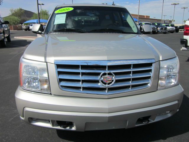 Cadillac Escalade ESV 2006 photo 2