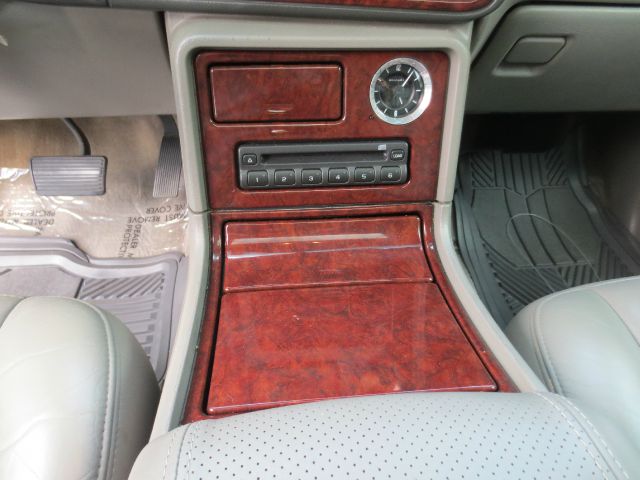 Cadillac Escalade ESV 2006 photo 16