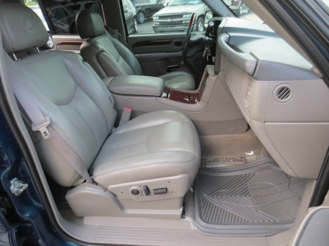 Cadillac Escalade ESV 2006 photo 19