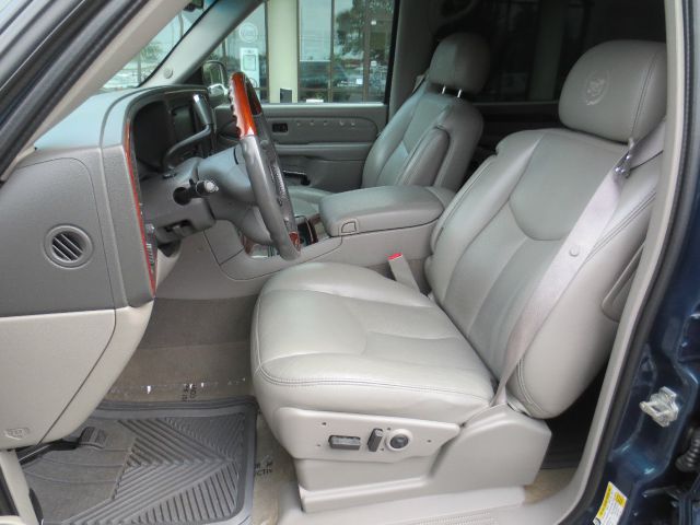 Cadillac Escalade ESV 2006 photo 24