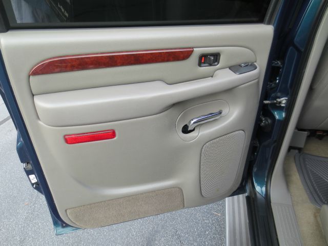 Cadillac Escalade ESV 2006 photo 30