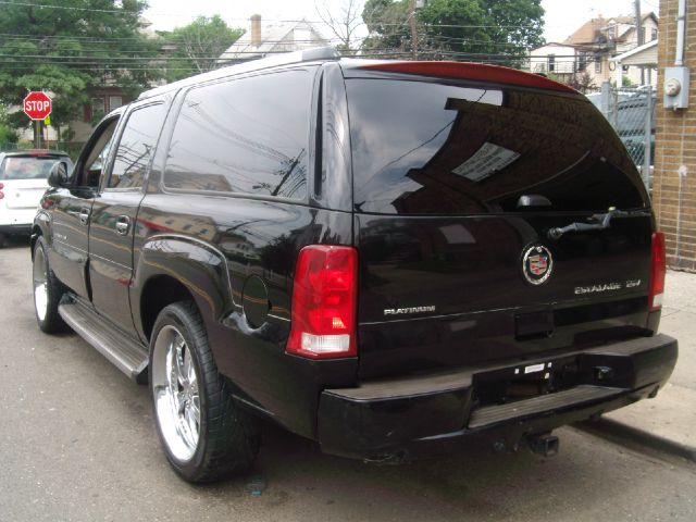 Cadillac Escalade ESV 2006 photo 1