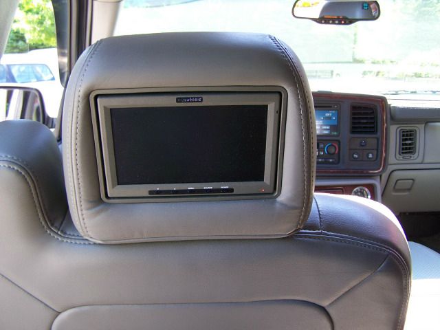 Cadillac Escalade ESV 2006 photo 9