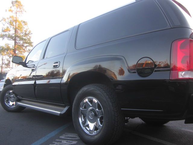 Cadillac Escalade ESV 2006 photo 2