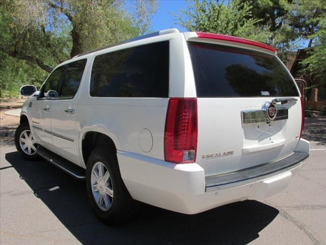 Cadillac Escalade ESV BIG HORN Crew SUV