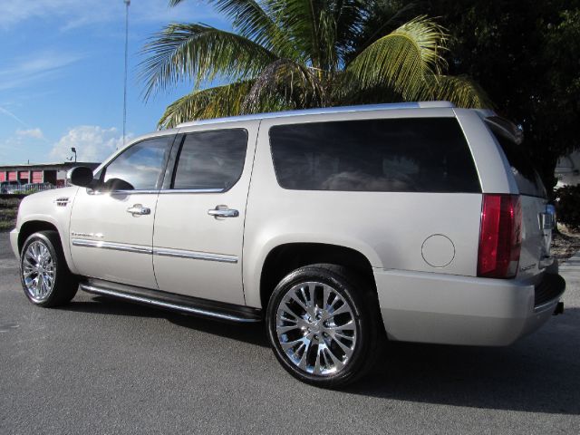 Cadillac Escalade ESV 2007 photo 2