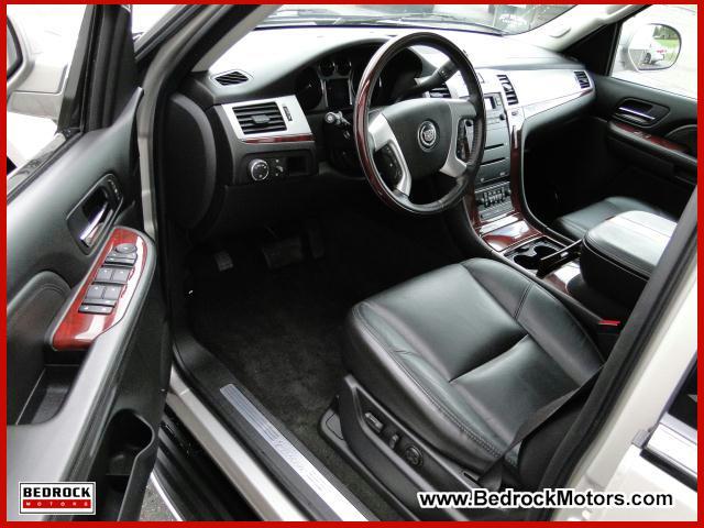 Cadillac Escalade ESV 2007 photo 5
