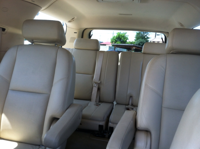Cadillac Escalade ESV SR5 Sport Utility 4D SUV