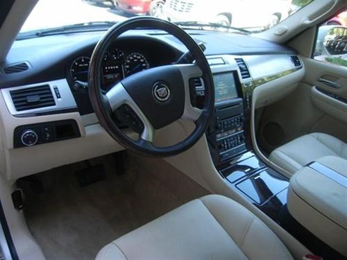 Cadillac Escalade ESV 2007 photo 2